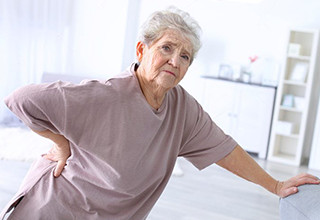 Лечение остеопороза у пожилых женщин народными средствами